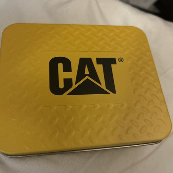 CAT caterpillar men’s black leather trifold wallet w/RFID protection shield Tin - Picture 7 of 15